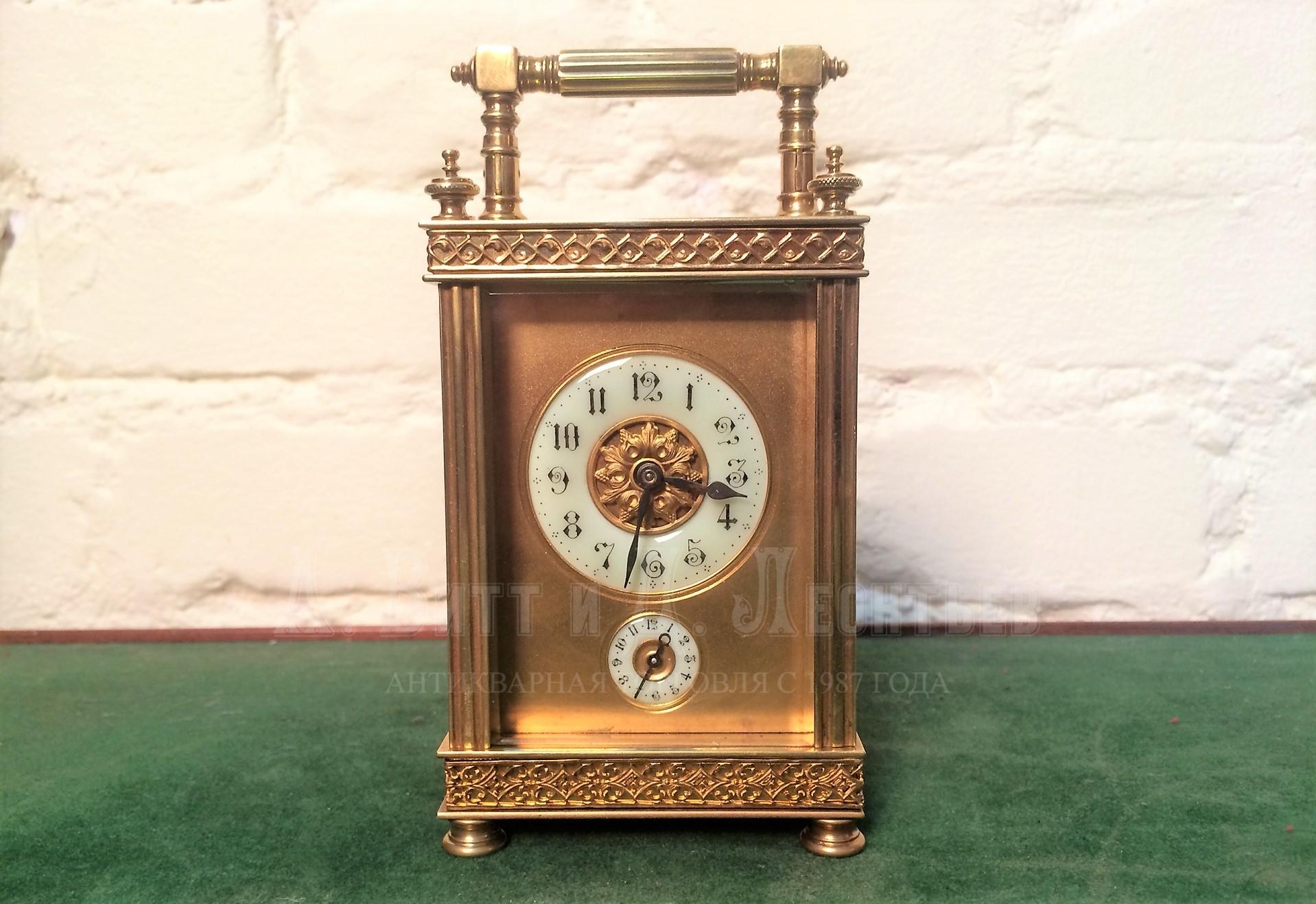 Антикварные каретные часы каретник бронзовые золоченые с будильником