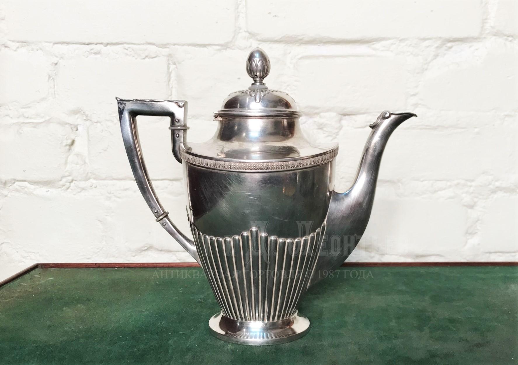 Русский антикварный серебряный чайник 84 пробы классицизм