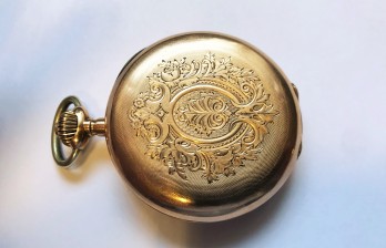 Золотые карманные часы Швейцарские антикварные трехкрышечные