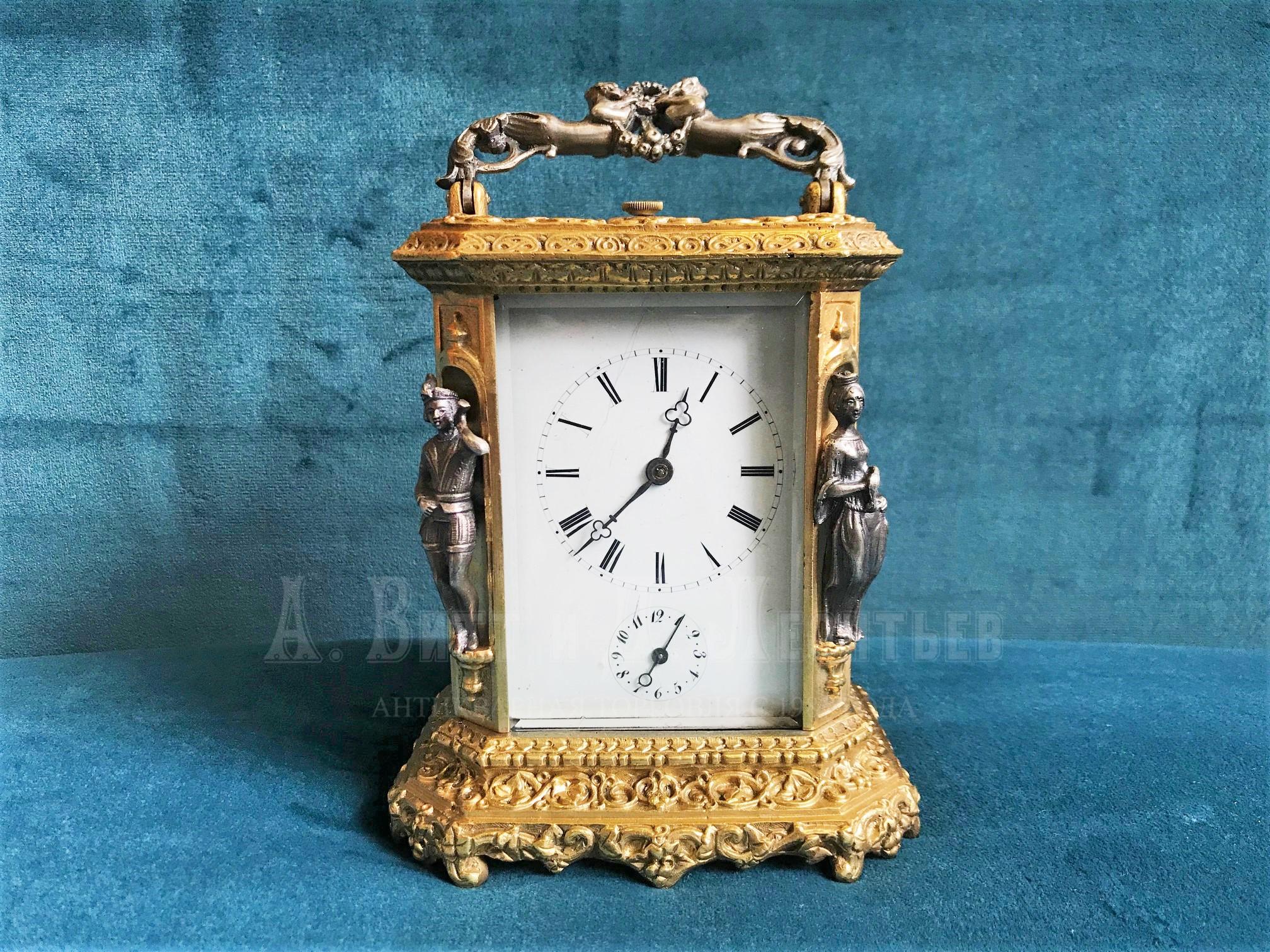 Антикварные каретные часы каретник бронзовые золоченые получасовой репетир с будильником