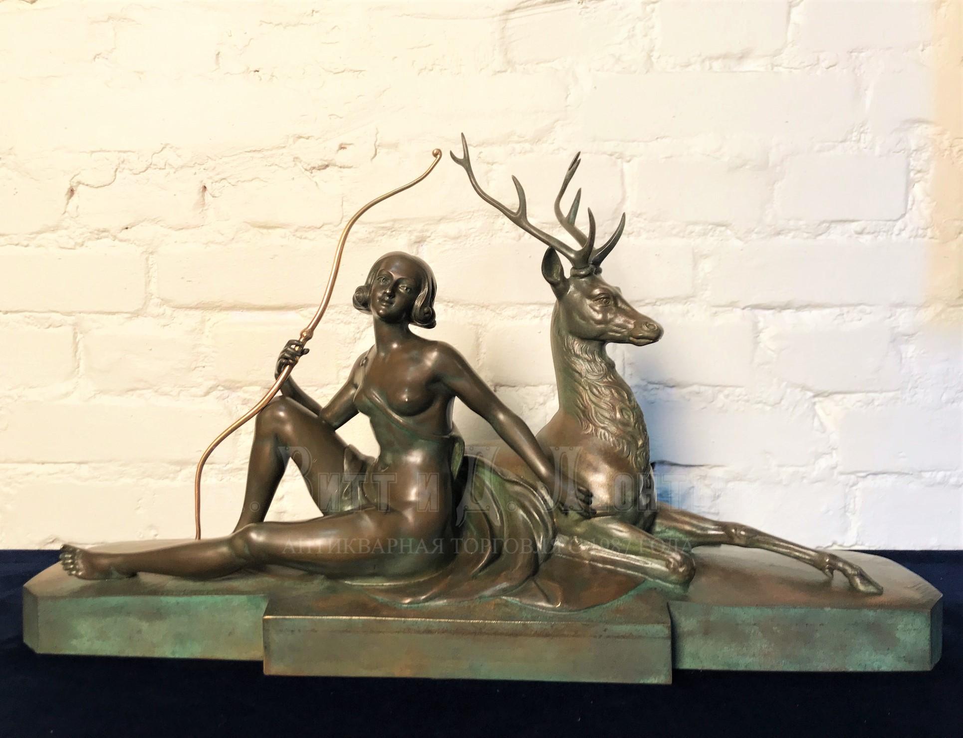 Антикварная ,бронзовая скульптура Ар Деко Диана охотница и Актеон олень Morante