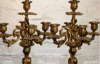 Антикварные бронзовые подсвечники в стиле Рококо