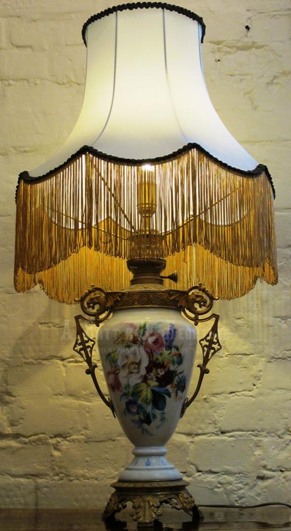 Антикварная настольная стеклянная лампа ЦВЕТЫ И ДРАКОНЫ с абажуром