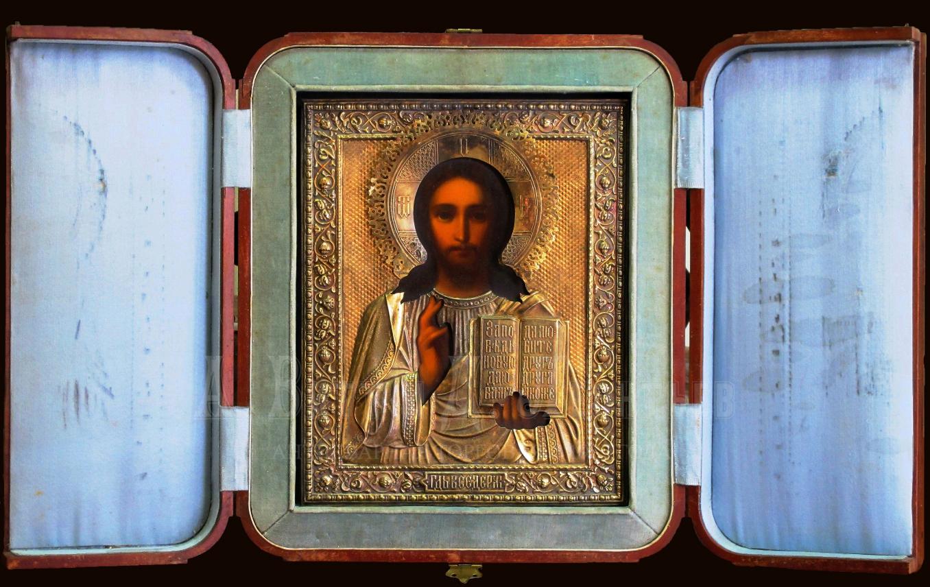 Антикварная икона Господь Вседержитель в серебряном окладе 84 пробы