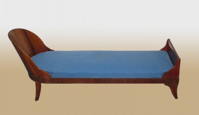 Антикварная кровать - рекамье