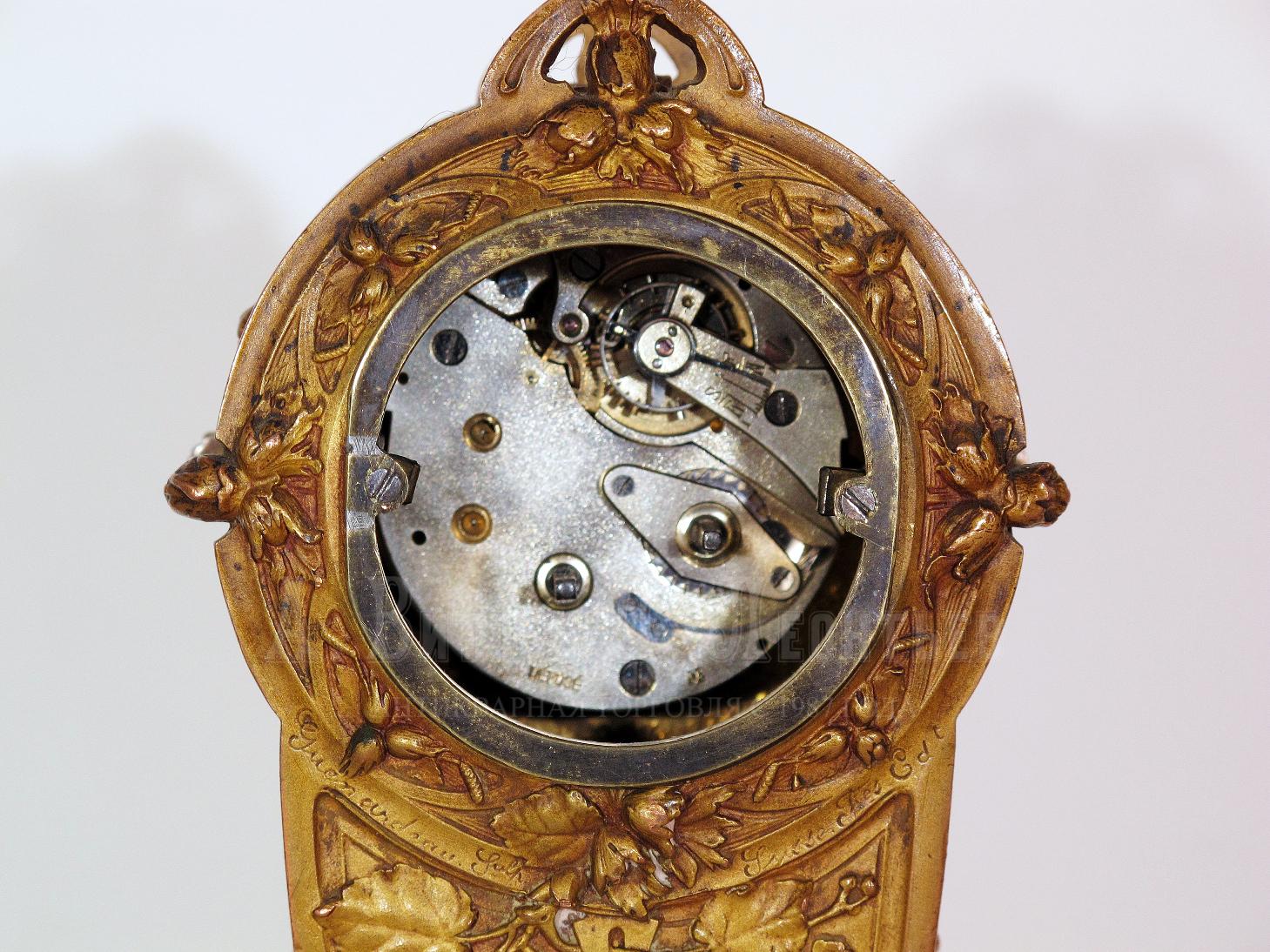 Миниатюрные антикварные настольные часы - Sem Guenardeau