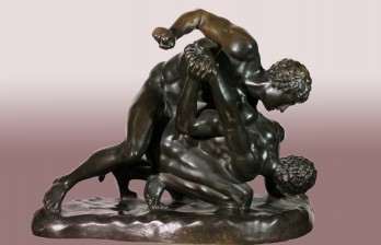 Бронзовые борцы скульптура