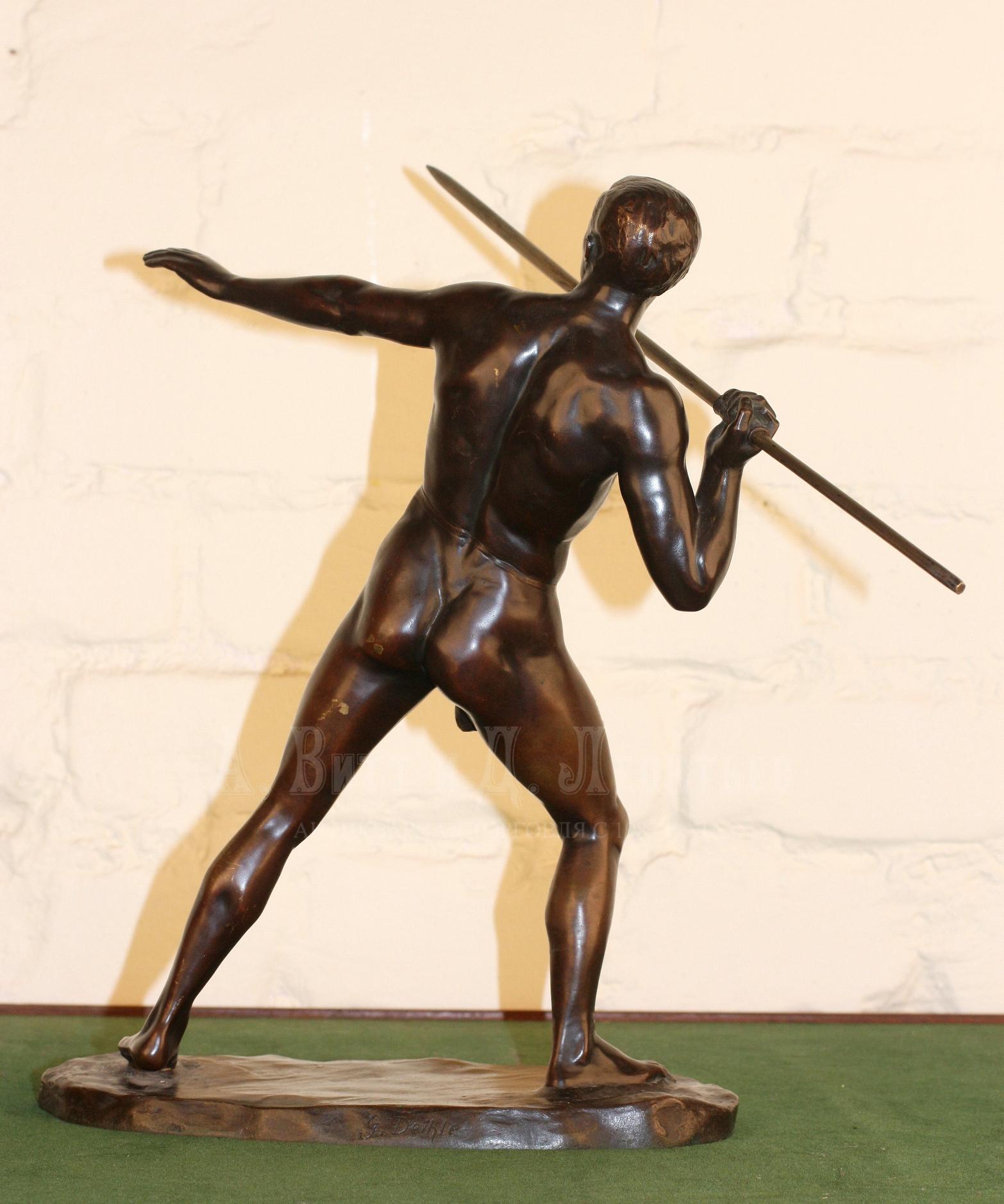 метатель копья - антикварная бронзовая скульптура