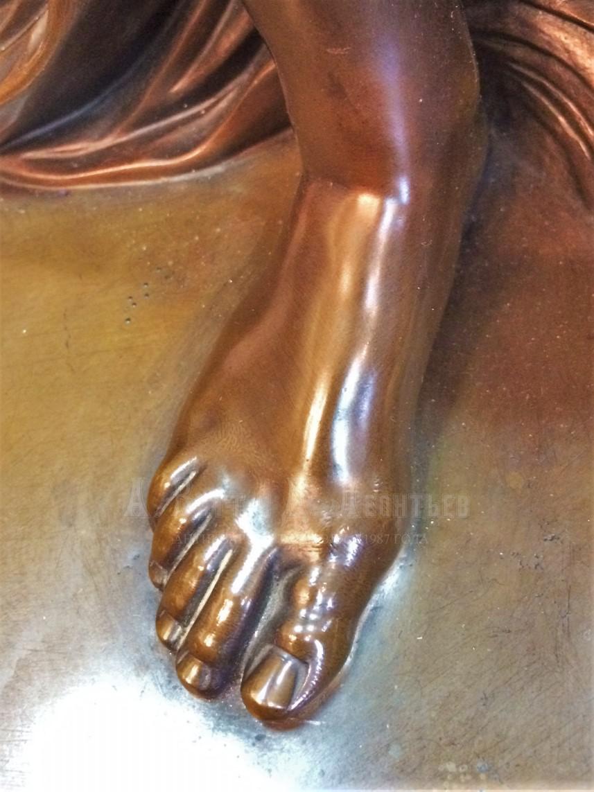 Антикварная бронзовая скульптура Купающаяся Венера