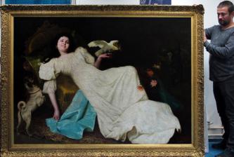 Лежащая с попугаем - Антикварная картина 19 века