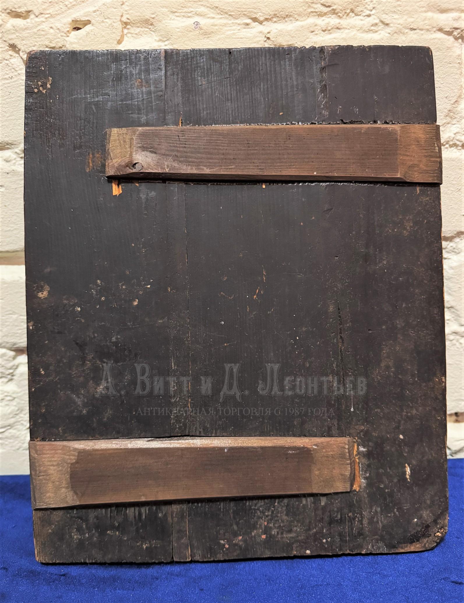 Икона русская антикварная Святой Николай Чудотворец в басме